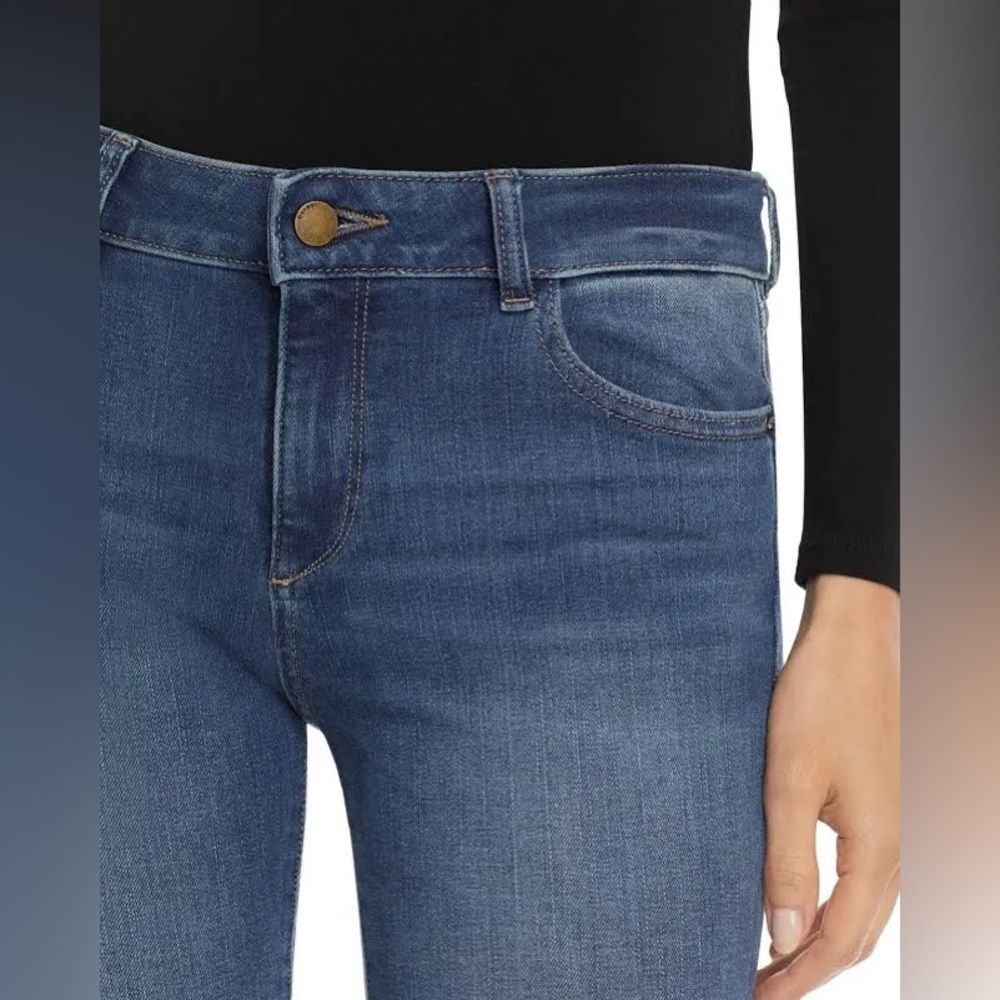 DL1961 Florence Skinny: Mid Rise Instasculpt Ankle Jeans. Size 26!